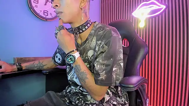 Maximoking26 online show from February 2026 04:36:02 AM