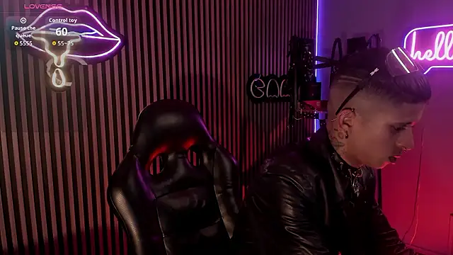 Maximoking26 online show from March 2026 02:13:02 AM