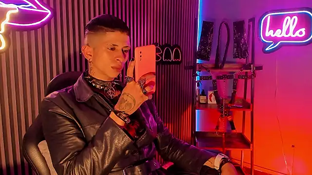 Maximoking26 online show from March 2026 01:57:02 AM