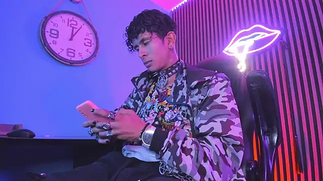 Maximoking26 online show from February 2026 04:09:02 AM