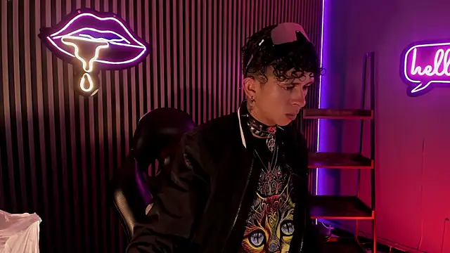 Maximoking26 online show from March 2026 04:21:02 AM