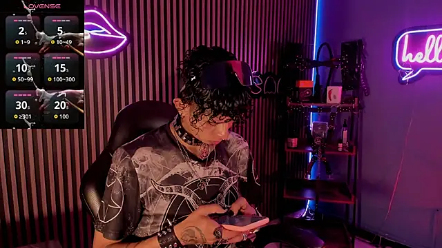 Maximoking26 online show from April 2026 01:12:01 AM