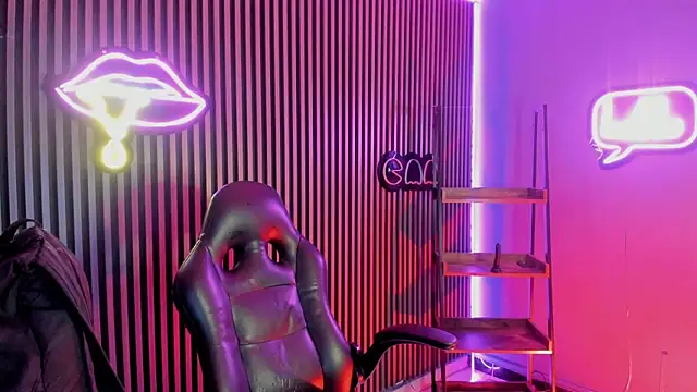 Maximoking26 online show from March 2026 02:10:02 AM