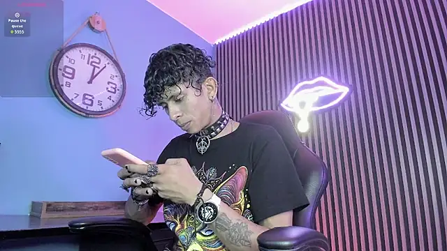 Maximoking26 online show from March 2026 04:16:02 AM