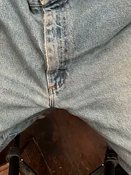 Outdoorsman13 online show from February 2026 06:43:02 PM