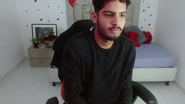 mister fox723 online show from February 2026 05:10:02 AM