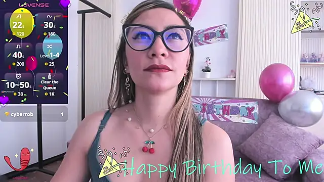 VelvetMouth  online show from May 2026 02:15:02 PM