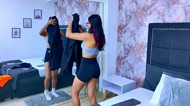 Raven Gloomy online show from February 2026 11:43:01 AM