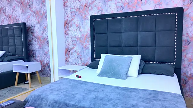 Raven Gloomy online show from March 2026 12:34:01 PM