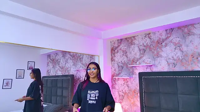 Raven Gloomy online show from March 2026 12:25:02 PM