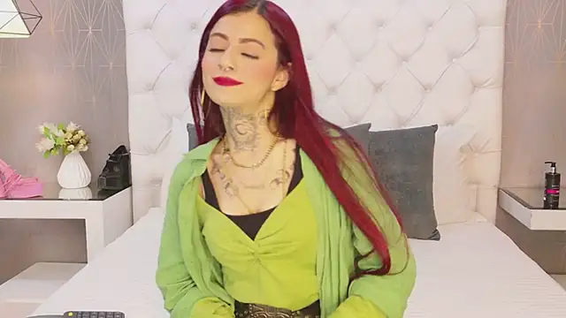 AntonellaEscudero online show from April 2026 07:54:02 PM