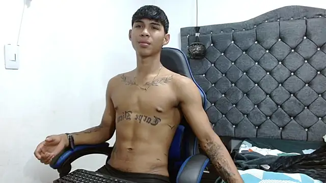 Snapshot of luka_big18 chatting on April 2026 06:43:01 AM luka big18 online show from April 2026 06:43:01 AM