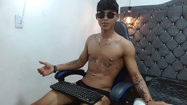Snapshot of luka_big18 chatting on March 2026 03:57:01 AM luka big18 online show from March 2026 03:57:01 AM
