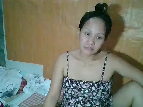 xxLIY online show from May 2026 11:14:02 PM