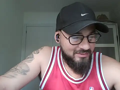 Snapshot of lachy2410 chatting on July 2026 06:31:02 AM lachy2410 online show from July 2026 06:31:02 AM