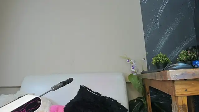 Snapshot of Jasmine_Starr_ chatting on June 2026 12:32:02 AM Jasmine Starr online show from June 2026 12:32:02 AM