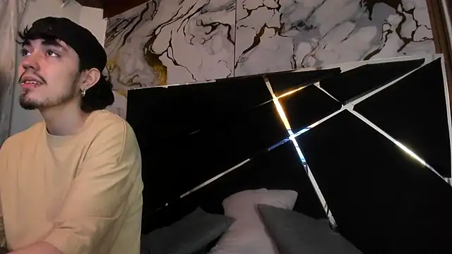 Couple In Heat online show from February 2026 07:37:01 PM