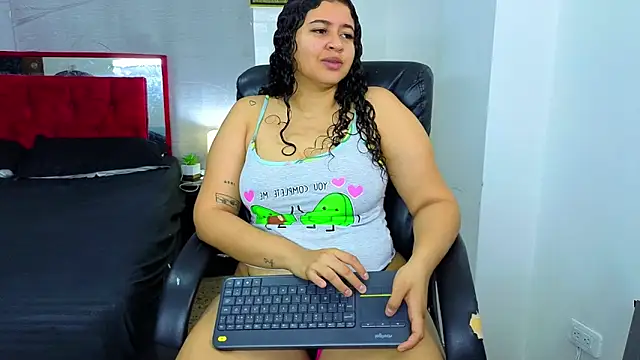 goodgirlxxl online show from June 2026 01:07:02 AM