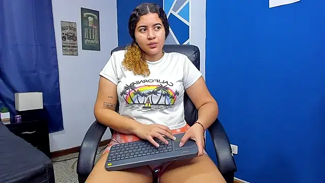 goodgirlxxl online show from March 2026 11:14:01 PM