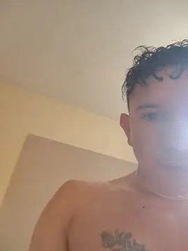 HOTCANINO online show from February 2026 09:14:02 PM