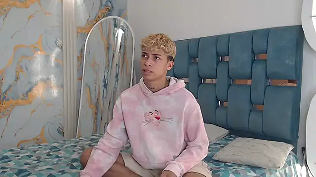 GOLD BOYS online show from April 2026 05:24:01 AM