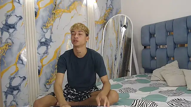 GOLD BOYS online show from April 2026 01:40:01 PM