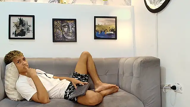 GOLD BOYS online show from May 2026 07:28:01 AM