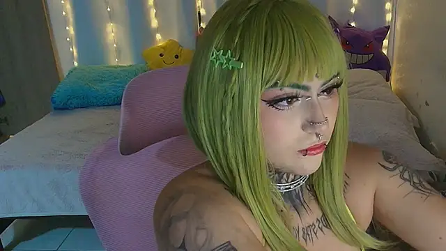 Snapshot of maliciaXpoison chatting on February 2026 06:58:02 AM maliciaXpoison online show from February 2026 06:58:02 AM