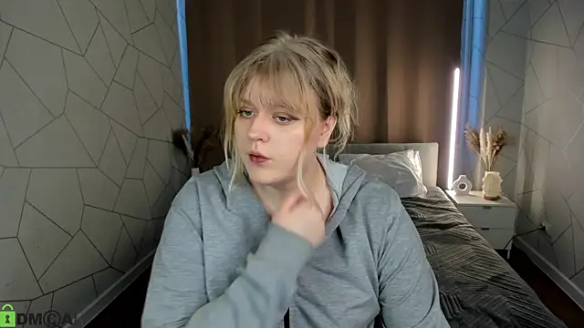 luna c0ra online show from March 2026 01:07:01 AM