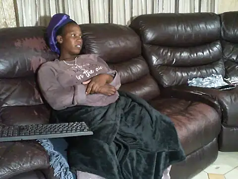 Sky-Diamond online show from April 2026 09:05:01 PM