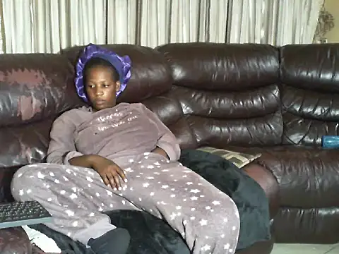 Sky-Diamond online show from March 2026 09:13:02 PM