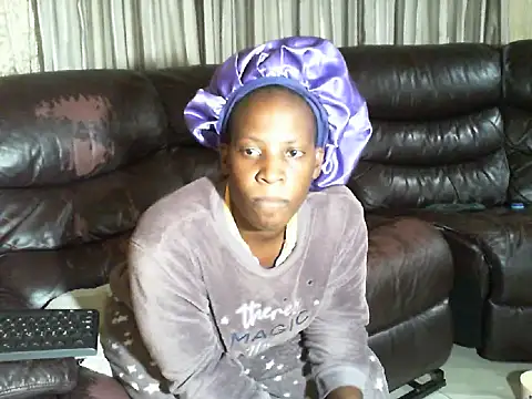 Sky-Diamond online show from March 2026 06:36:01 PM