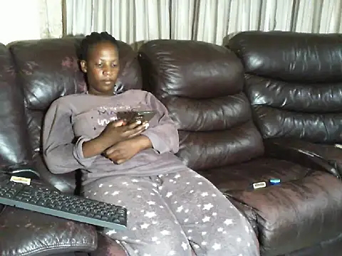 Sky-Diamond online show from April 2026 05:47:01 AM