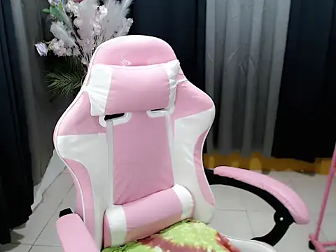 HoneyAfterDark  online show from April 2026 02:02:02 AM