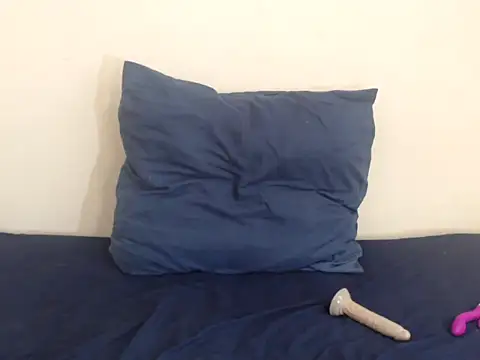 SweetDarkBrownie online show from February 2026 08:53:02 PM