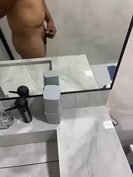 twink231 online show from April 2026 12:01:02 AM