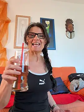 Dance Lady online show from February 2026 01:22:01 PM