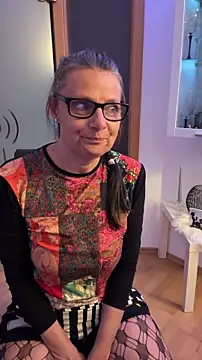 Dance Lady online show from May 2026 07:58:02 PM