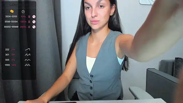 Snapshot of AngelGabe chatting on June 2026 05:52:01 PM AngelGabe online show from June 2026 05:52:01 PM