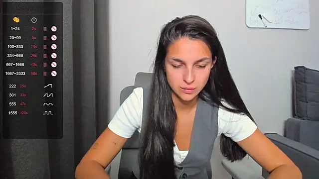 Snapshot of AngelGabe chatting on June 2026 08:31:02 PM AngelGabe online show from June 2026 08:31:02 PM