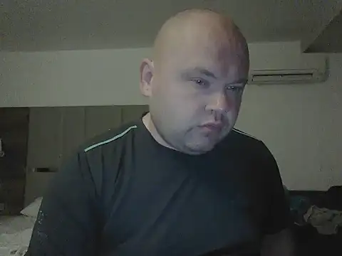 Rob1874 online show from March 2026 01:13:02 AM