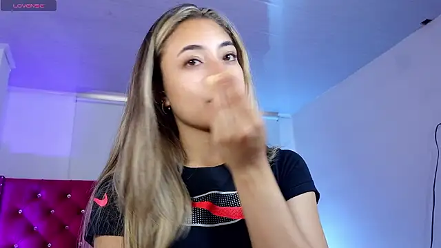 amy ker m online show from March 2026 09:41:01 PM