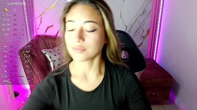 amy ker m online show from July 2026 01:11:01 PM