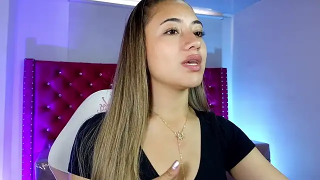 amy ker m online show from April 2026 07:08:02 PM