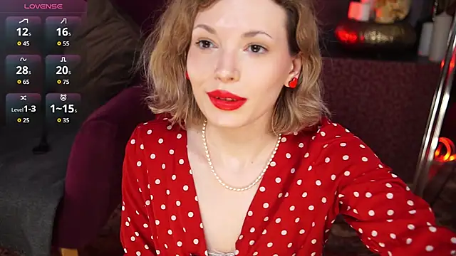 VinylKiss online show from April 2026 06:22:01 PM