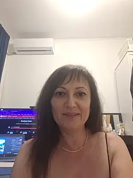 SaraGina online show from April 2026 08:15:01 PM