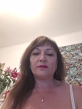 Snapshot of SaraGina chatting on April 2026 09:32:02 PM SaraGina online show from April 2026 09:32:02 PM