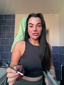 Darkfantisyx online show from April 2026 04:10:02 PM