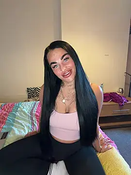 Snapshot of Darkfantisyx chatting on February 2026 04:42:02 PM Darkfantisyx online show from February 2026 04:42:02 PM