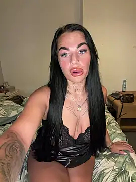 Snapshot of Darkfantisyx chatting on February 2026 08:52:01 PM Darkfantisyx online show from February 2026 08:52:01 PM